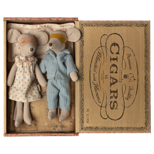 Maileg | Mum & Dad mice in cigarbox
