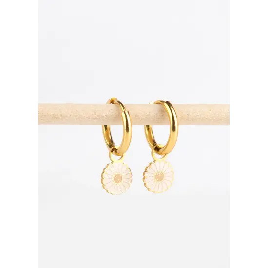 Mrs Ertha Mrs Ertha | Charms Golden Daisy