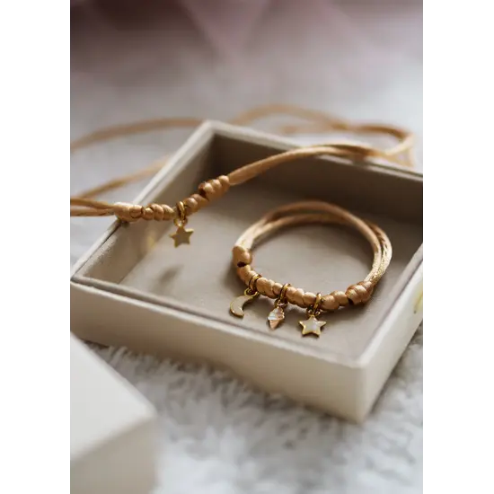 Mrs Ertha Mrs Ertha | Make My Bracelet Soft Peach Single Hoop 1 Charm