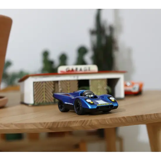 Playforever Playforever | Zemonsta Hans Car