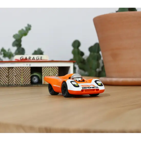 Playforever Playforever | La voiture d'Egon le monstre