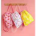 A Little Lovely Company A Little Lovely Company | Sac à cordon Happy Cherries