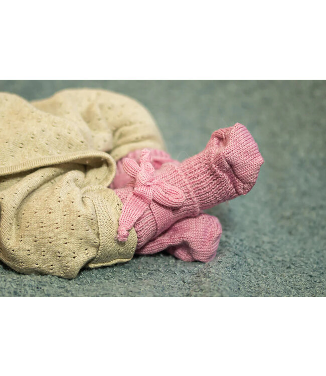 Hirsch Natur Neugeborenensocke - Babysocke - Bio Schurwolle - rosa