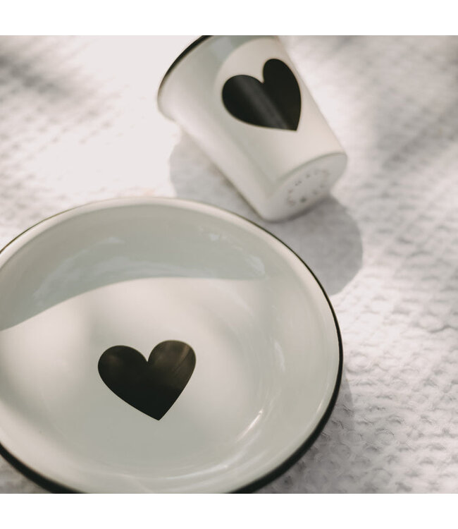 Eulenschnitt Emaille Teller grosses Herz