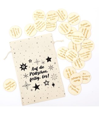 Papierdrachen Adventskalender – Weihnachtsaufgaben auf Holztalern