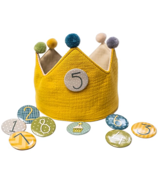 Papierdrachen Geburtstagskrone mit Zahlen aus Musselin - gelb