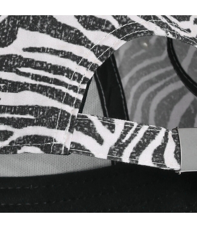 Minymo Cap Animalprint mit Pailettenherz aus Baumwolle