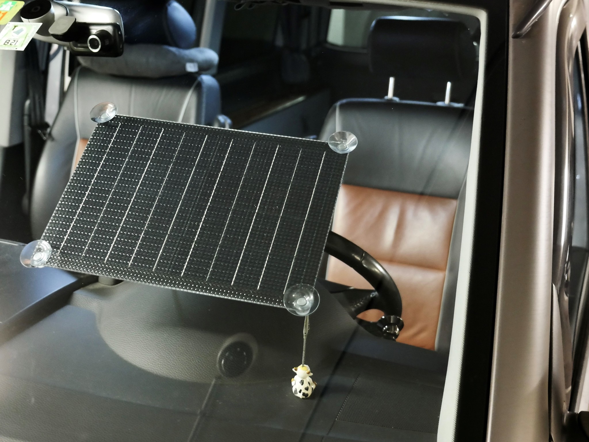 Solara OBD-2 Zonnepaneel, foto 3 van 3