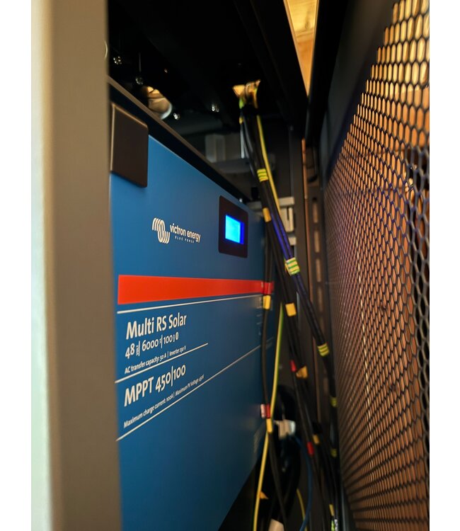 Drie Fase All-in-one cabinet 18Kva - 25,6 kwh