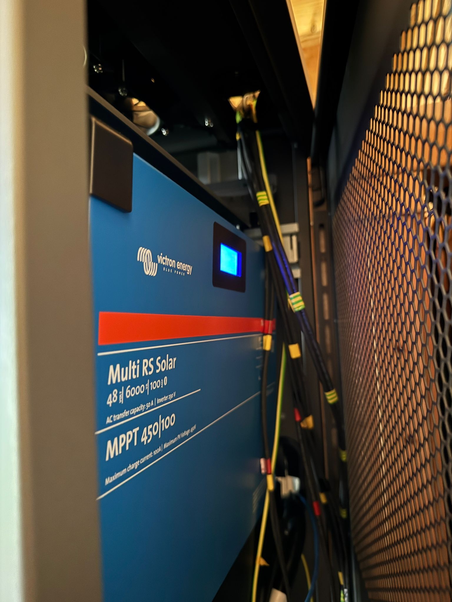 VTB Drie Fase All-in-one cabinet 18Kva - 20,4 kwh, foto 5 van 6