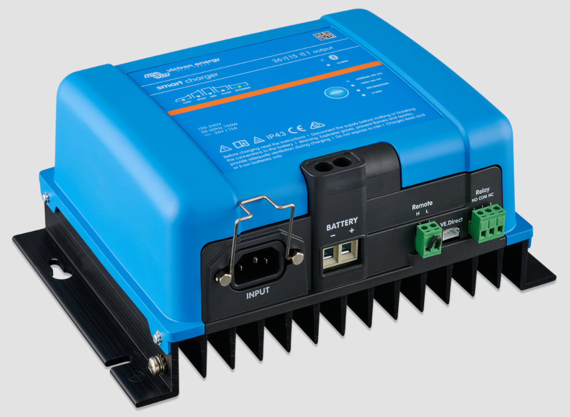 Victron Energy Victron acculader Phoenix Smart IP43 36/15 (1) 120-240V, foto 2 van 2