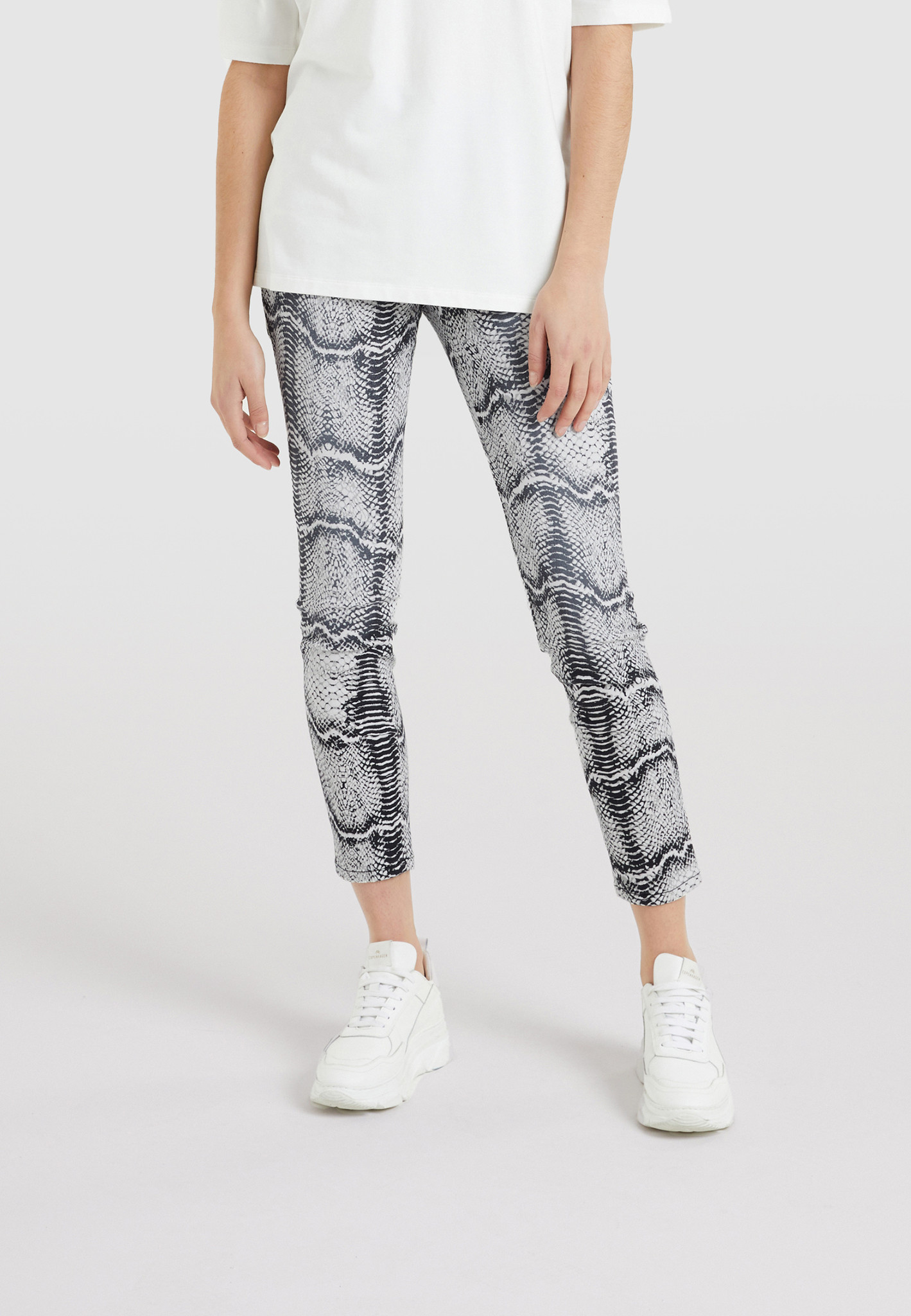 Jeans All Over Print Zwart Wit Snake - The Frog Fashion