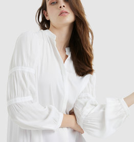 Marc Aurel Witte los vallende blouse .