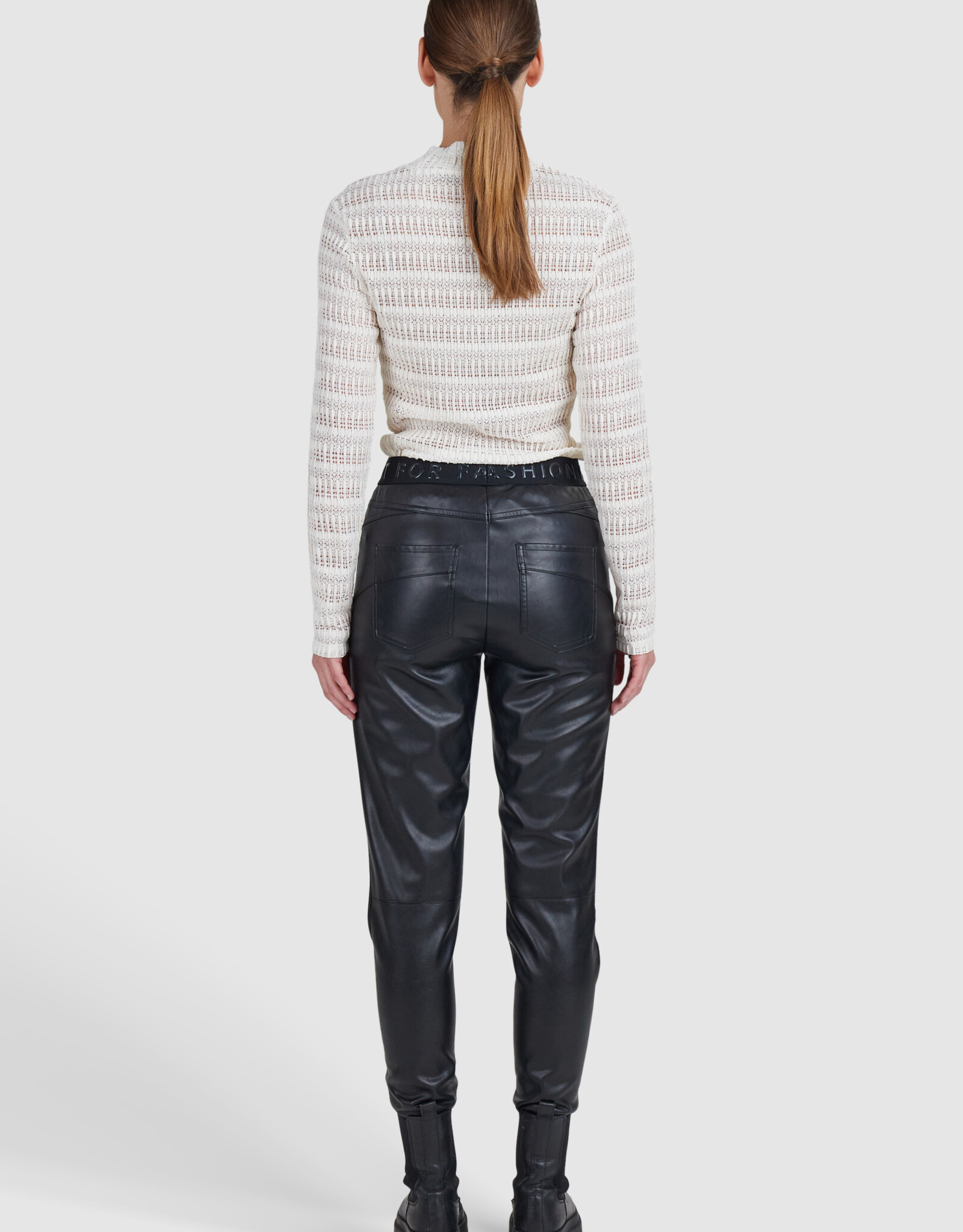 Marc Aurel Thema Runway Rebel Open gewerke Trui lange Mouw Milk