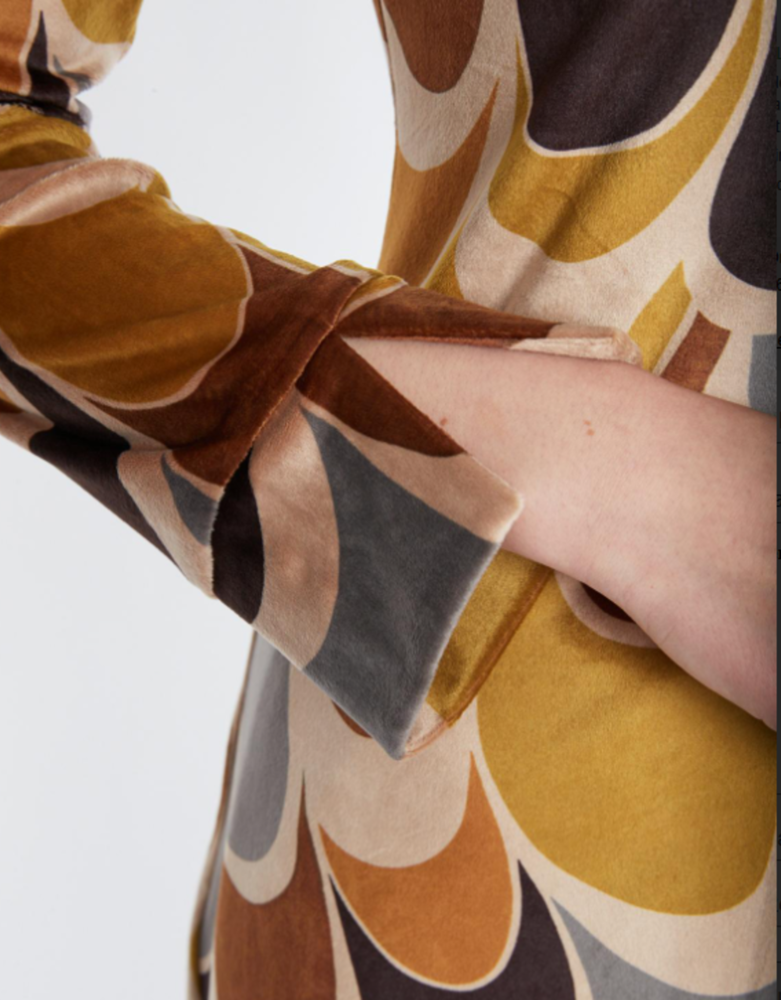 Ana Alcazar Top Retro Velours Bruin Beige