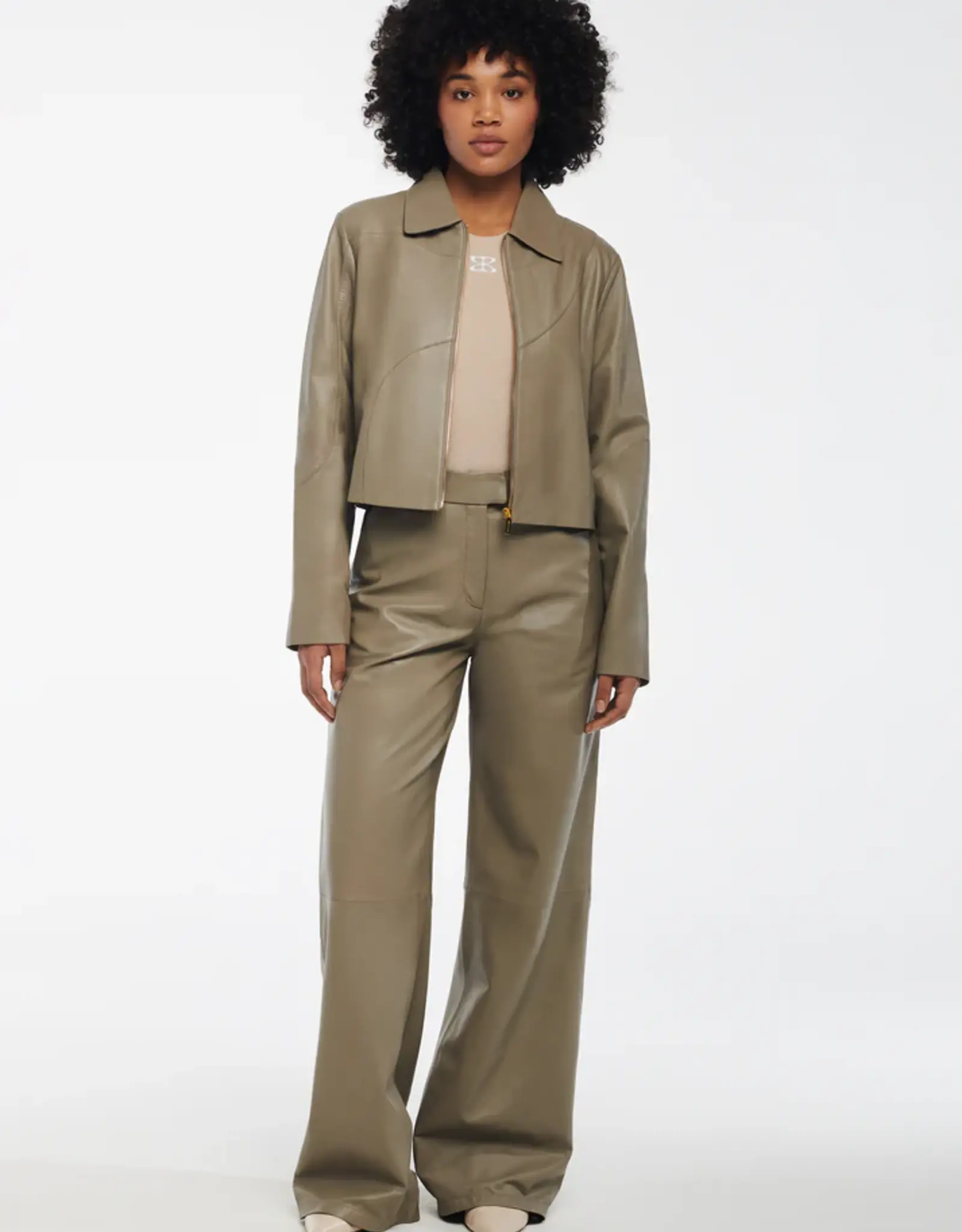 Studio AR Cadena Sheep Soft Waxed  Clay