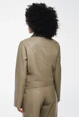 Studio AR Cadena Sheep Soft Waxed  Clay