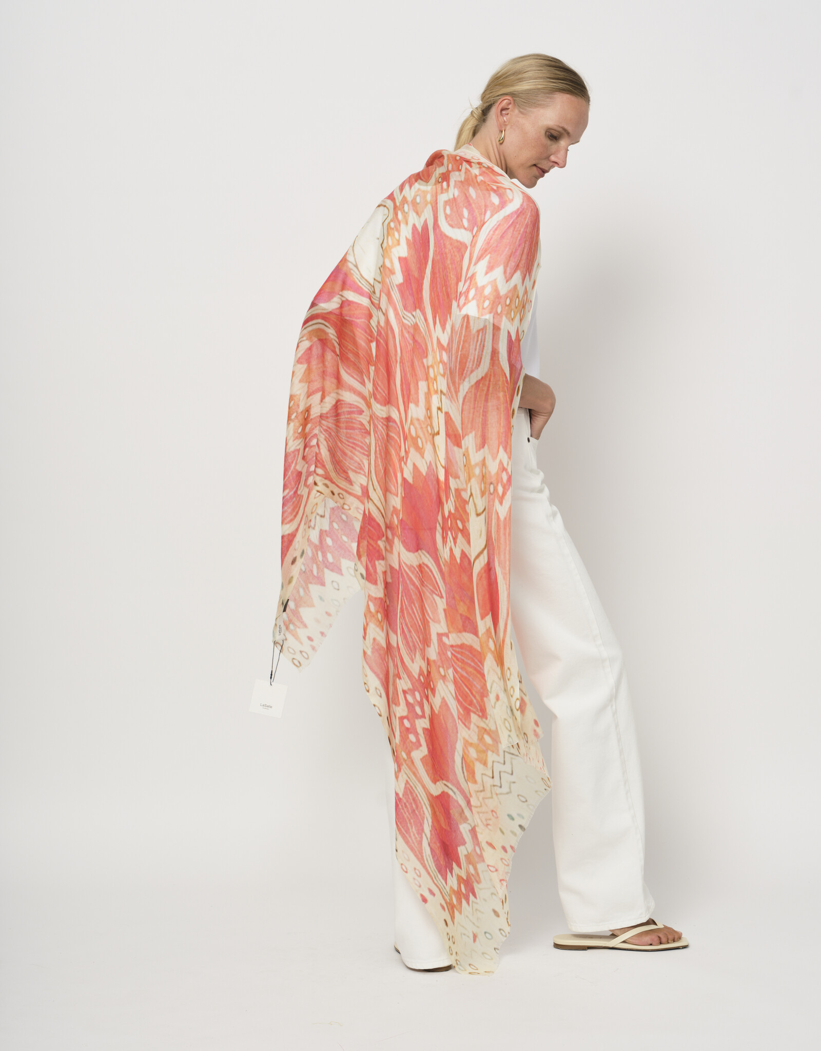 LaSalle Shawl Red Tulip