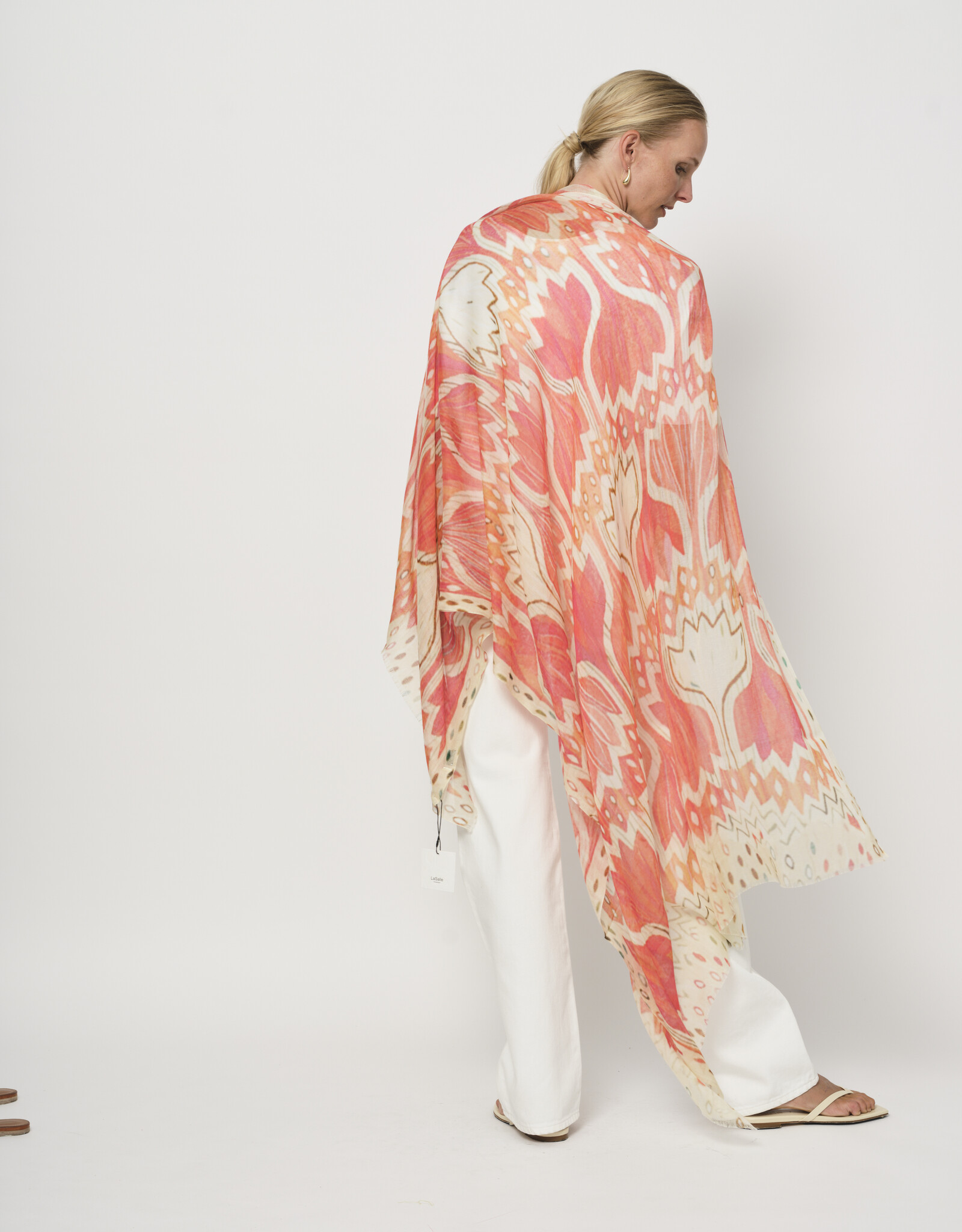 LaSalle Shawl Red Tulip