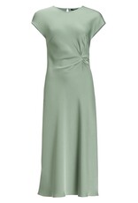 Swing Jurk Satijn Lang Kapmouw Pistachio Green