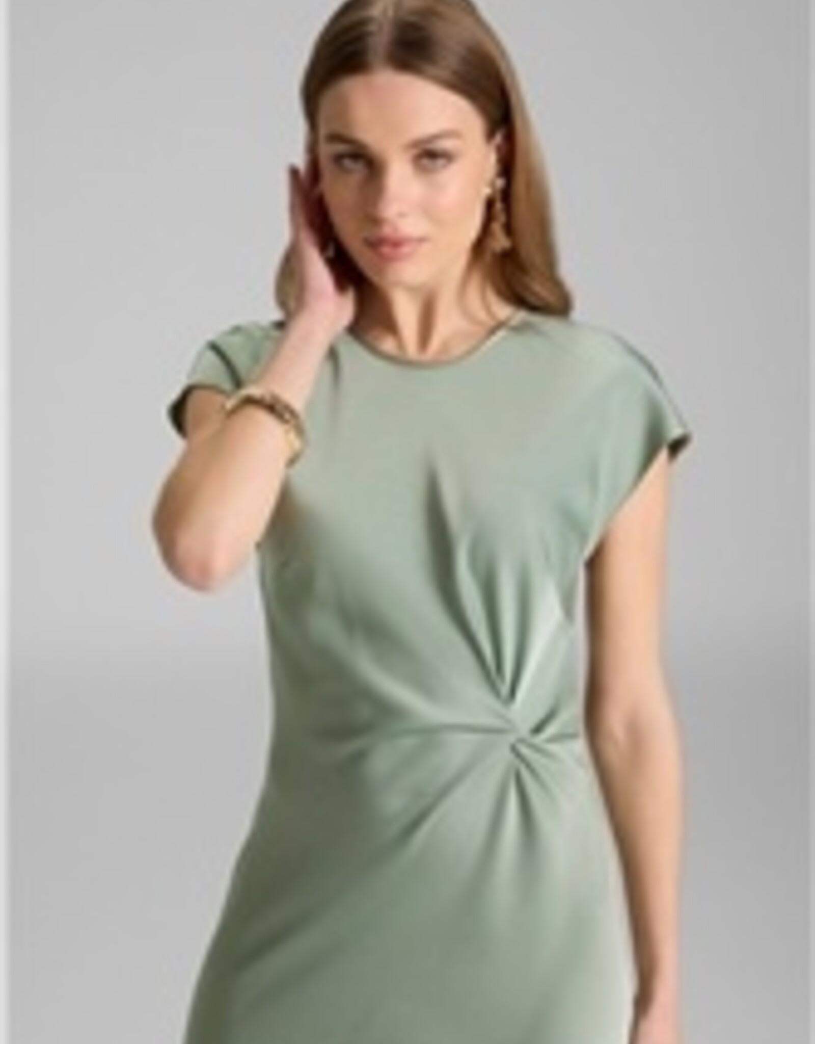 Swing Jurk Satijn Lang Kapmouw Pistachio Green