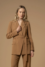 Kocca Blazer Giovita Camel Met Lurex Krijtsteep en Broche