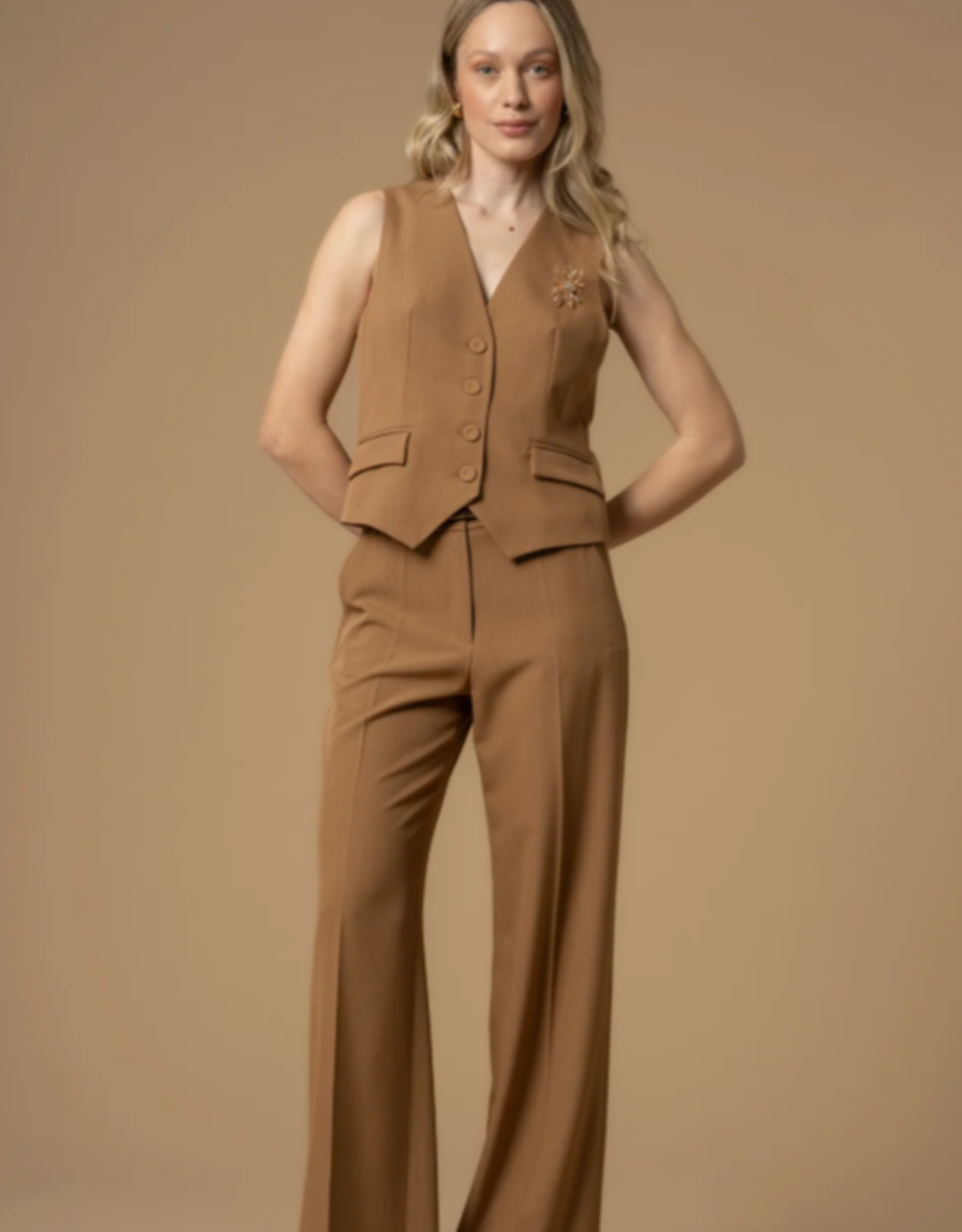 Kocca Pantalon Giliola Camel Met Krijtreep