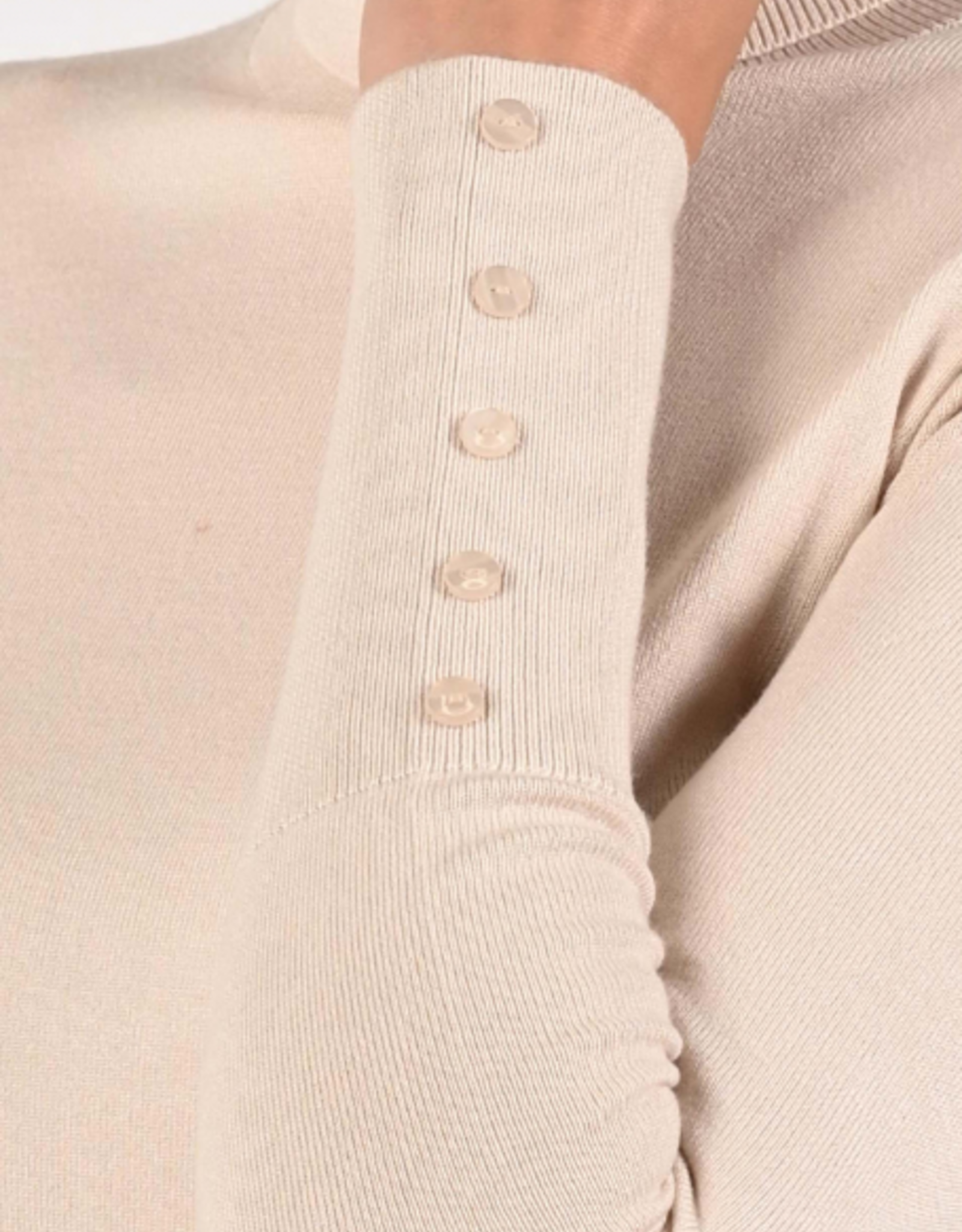 Emotions Pullover Coll. Neck Button LM Off White