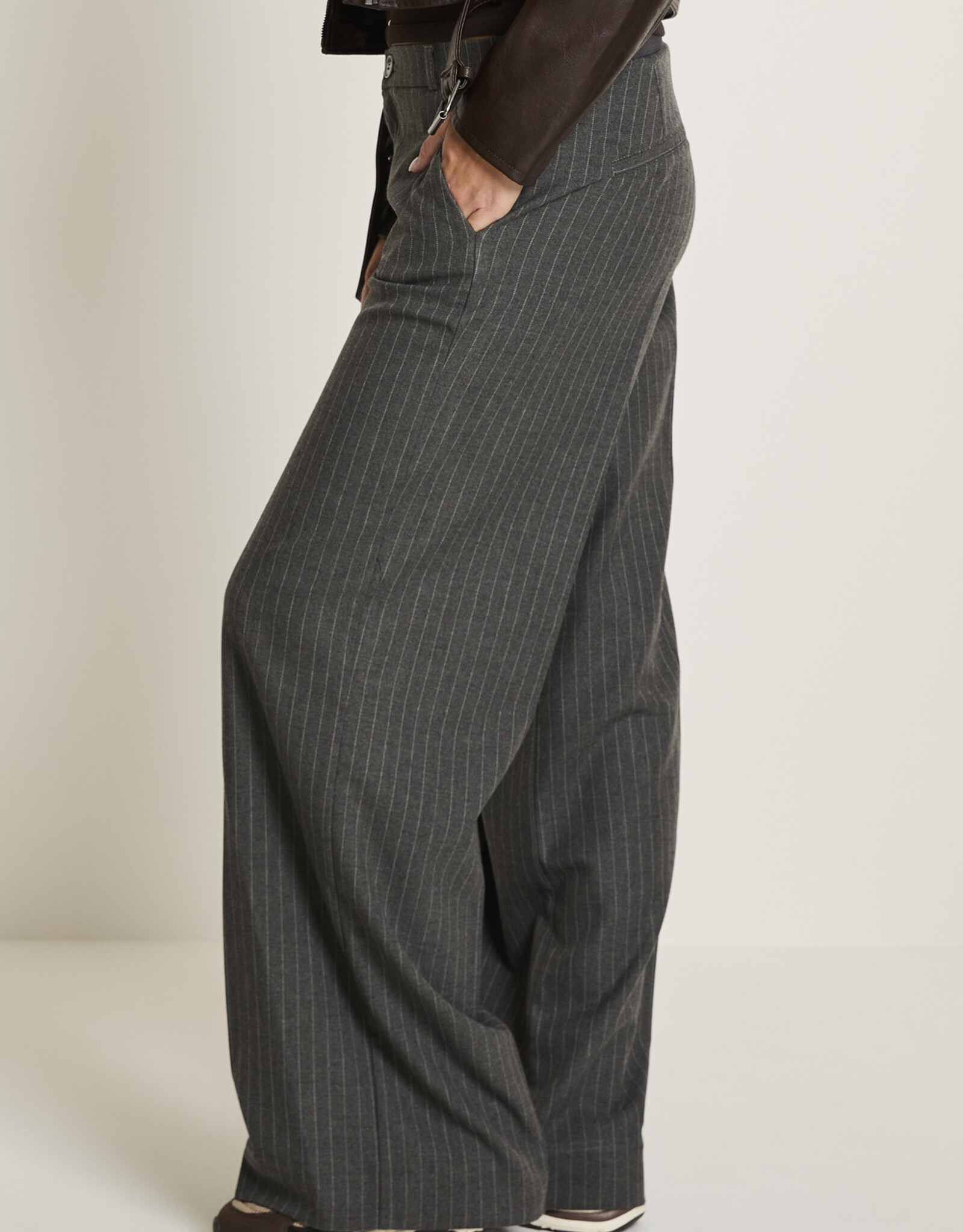 Para MI Cloë Elastic Pinstripe Anthracite L32.