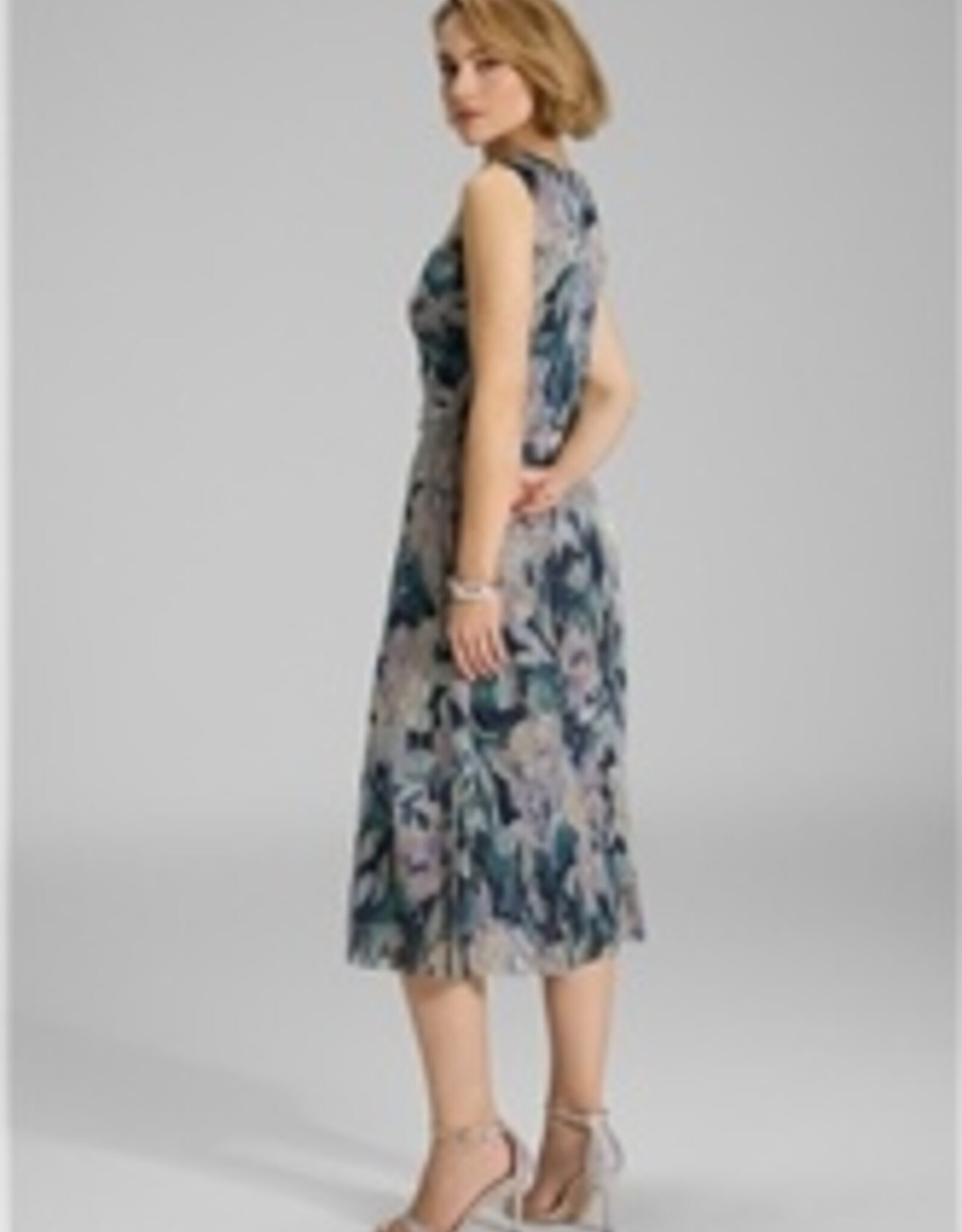 Swing Midi Jurk Met Diogonale Drapering Mauve Blauw