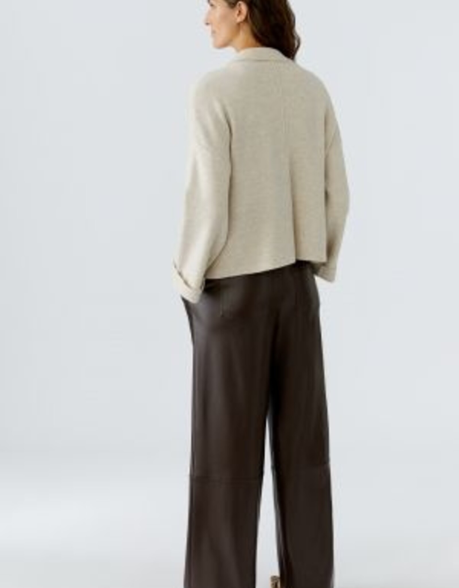 Oui Vest Polo Kraag Beige Met Zakken