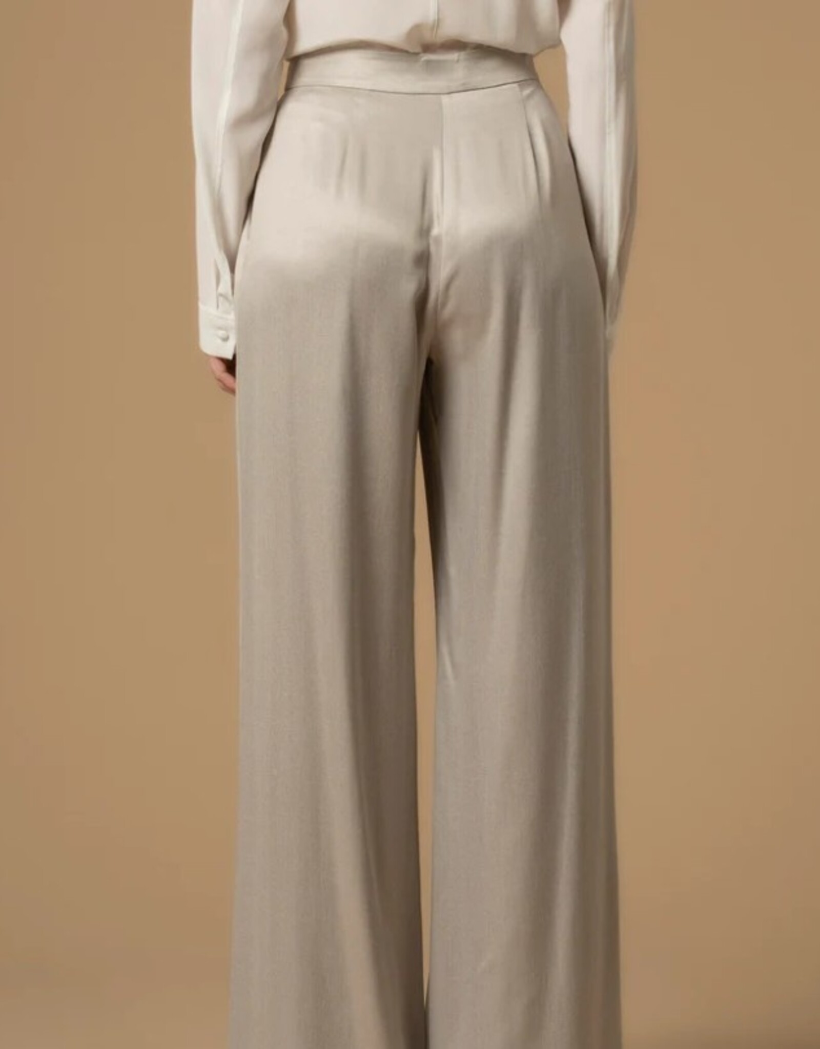 Kocca Pantalon Dolina Glans Satijn Grijs