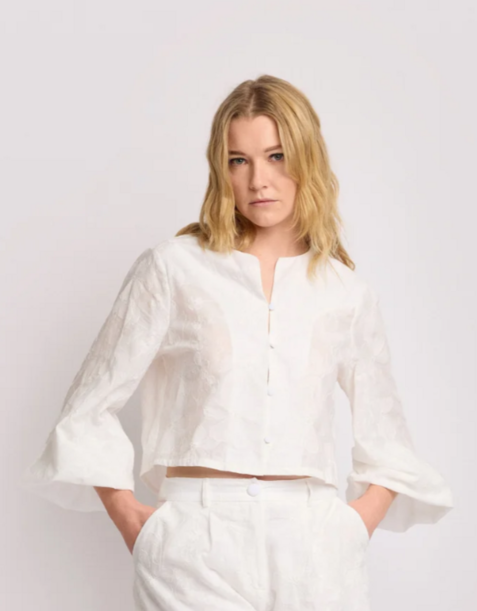 Kocca Blouse Jasje Norge RH Borduur  Bloem Wit