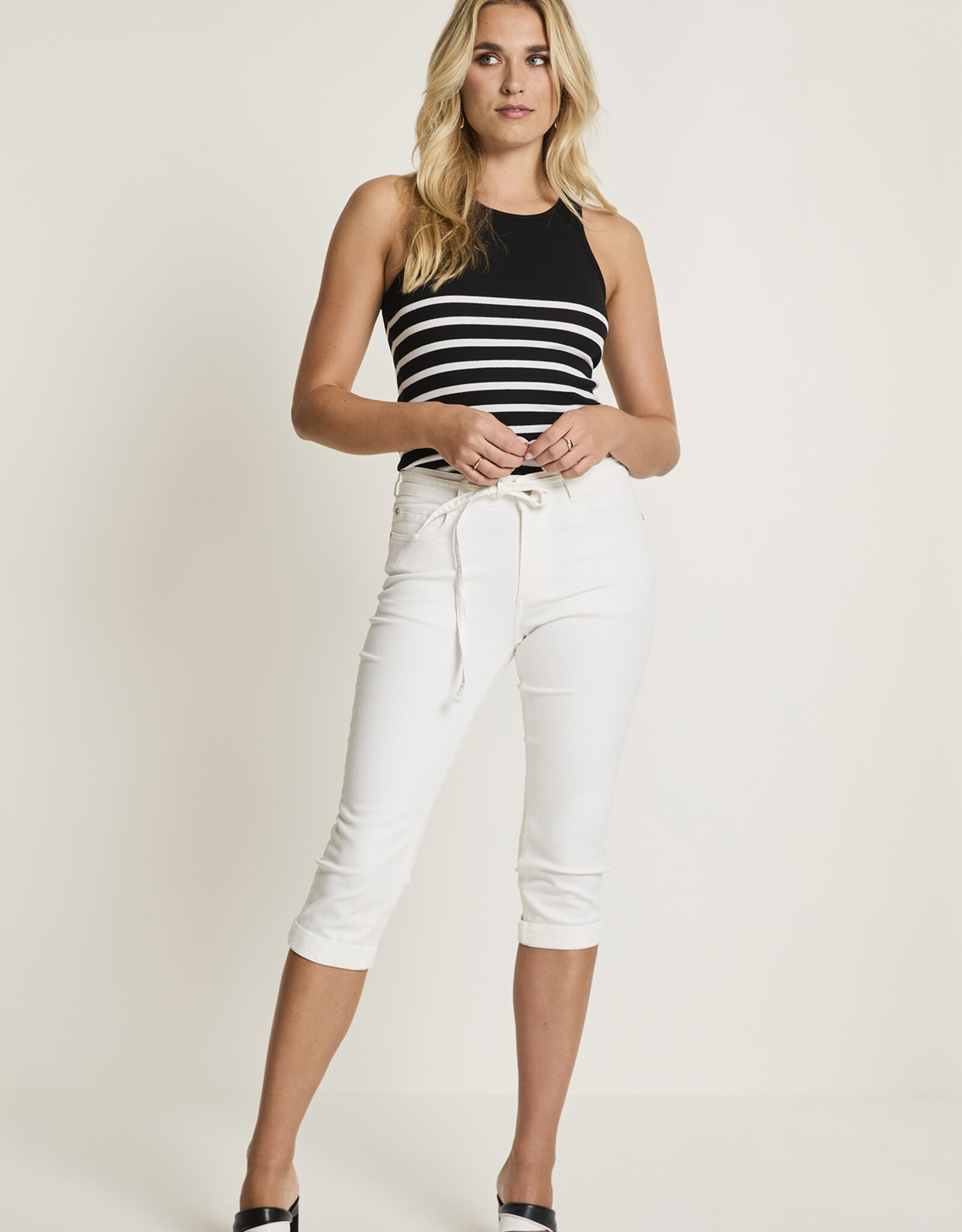 Para MI Grace Capri Color Denim White