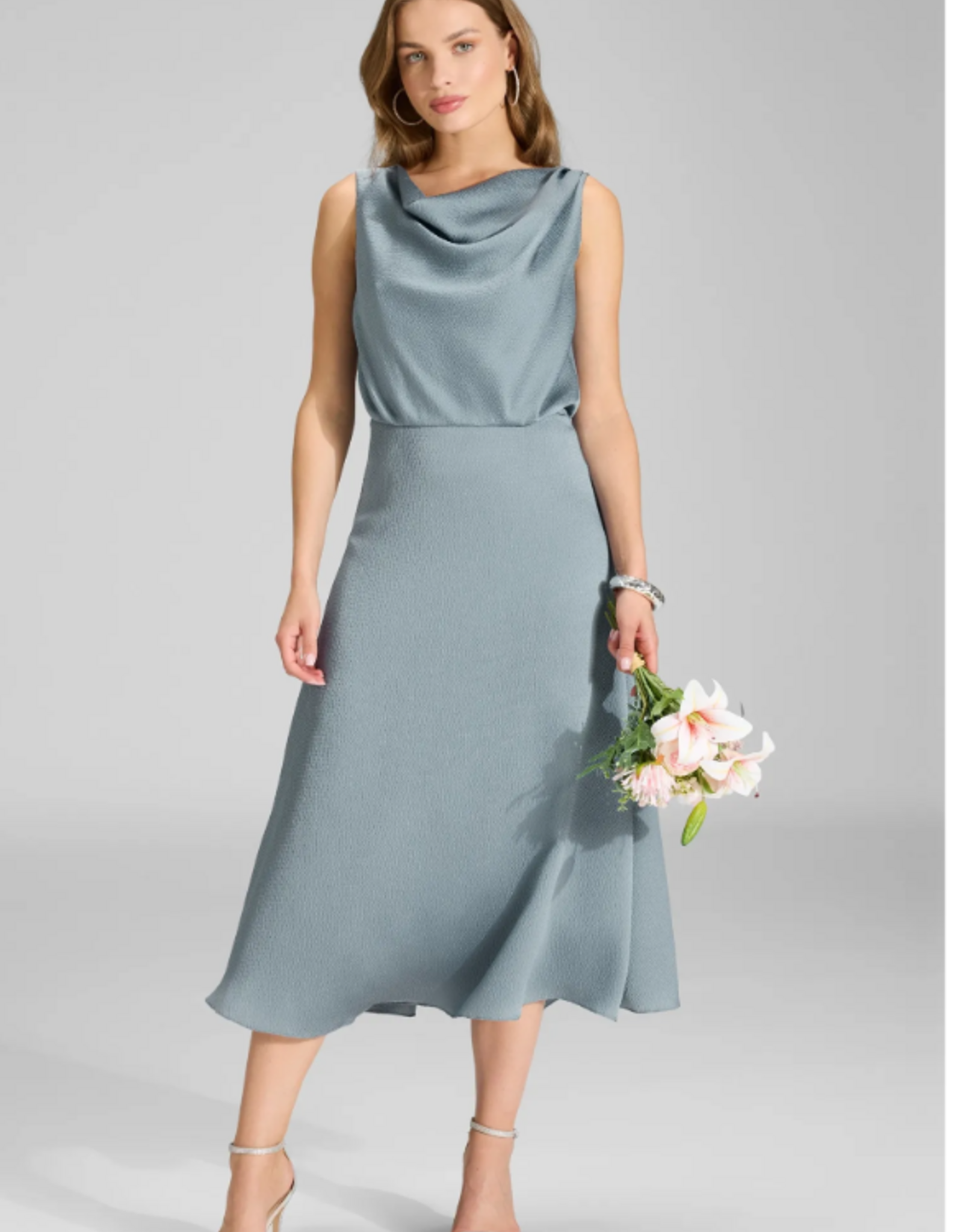 Swing Jurk Waterfal Hals Ice Bleu