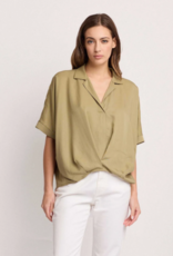 Kocca Blouse Basilide Verde L-Groen Aangeknipte Mouw