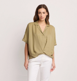 Kocca Blouse Basilide Verde L-Groen Aangeknipte Mouw