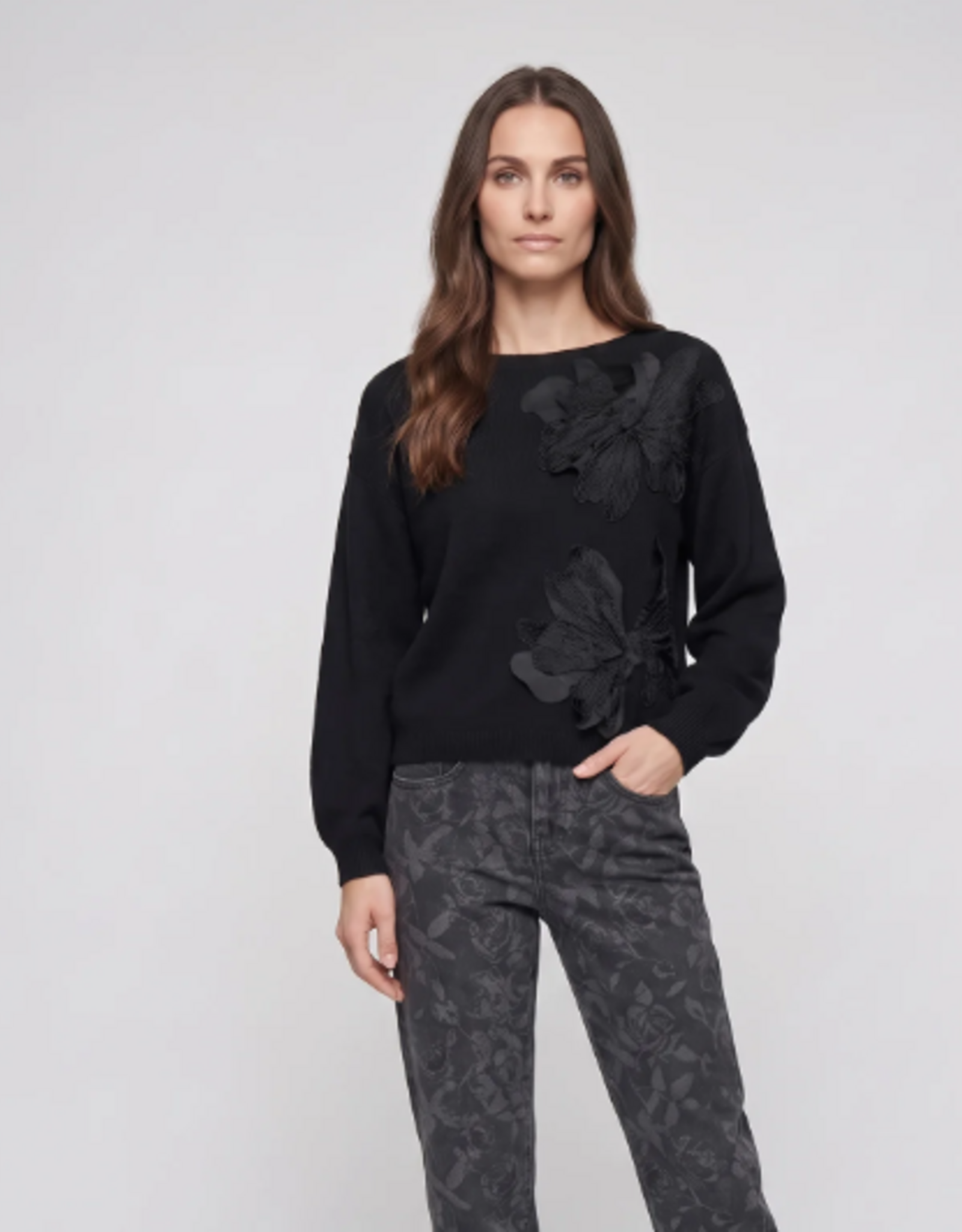 Marc Aurel Pullover  Bloem Aplicatie   Black