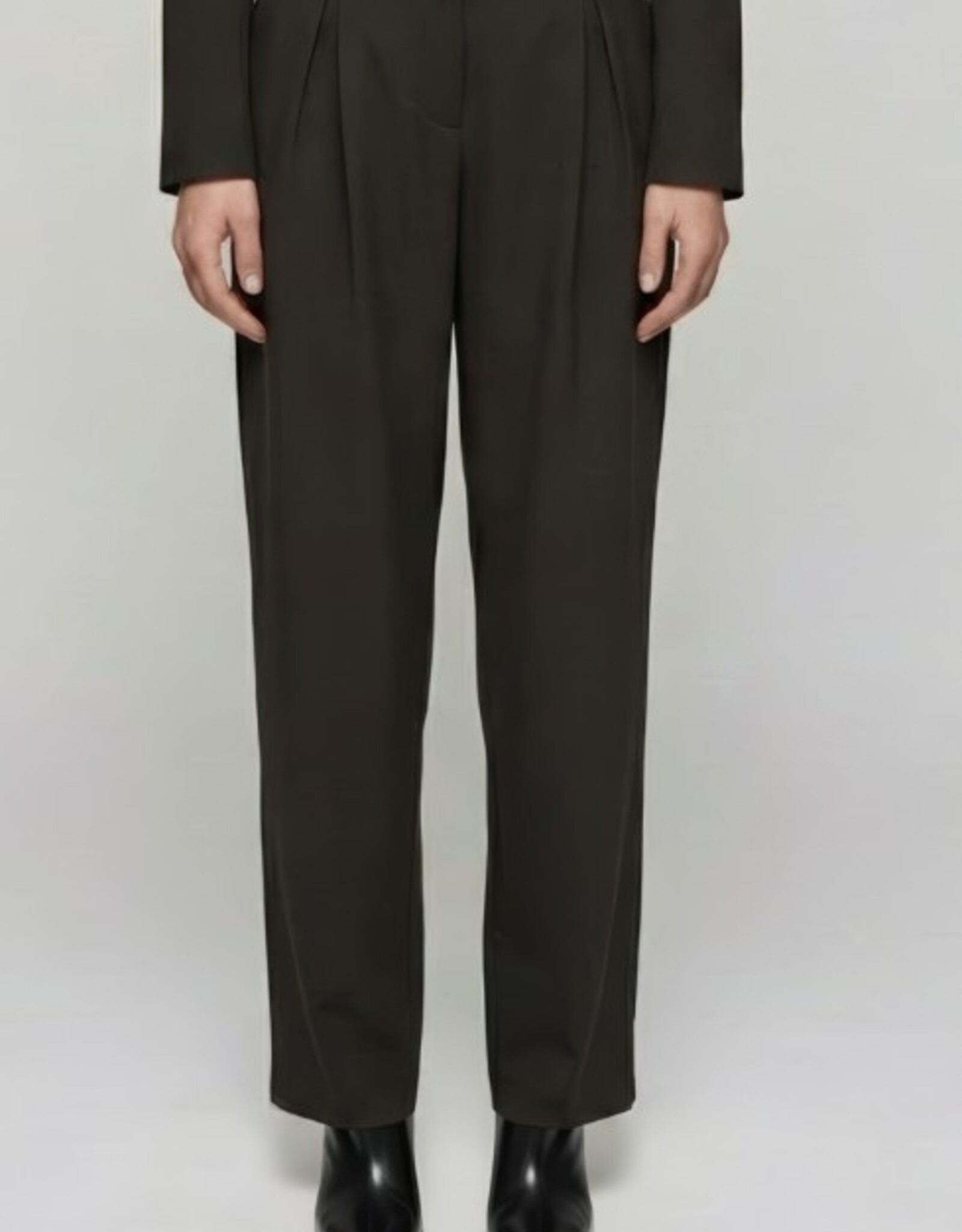 Marc Aurel Pantalon Barrel Bandplooi Zwart
