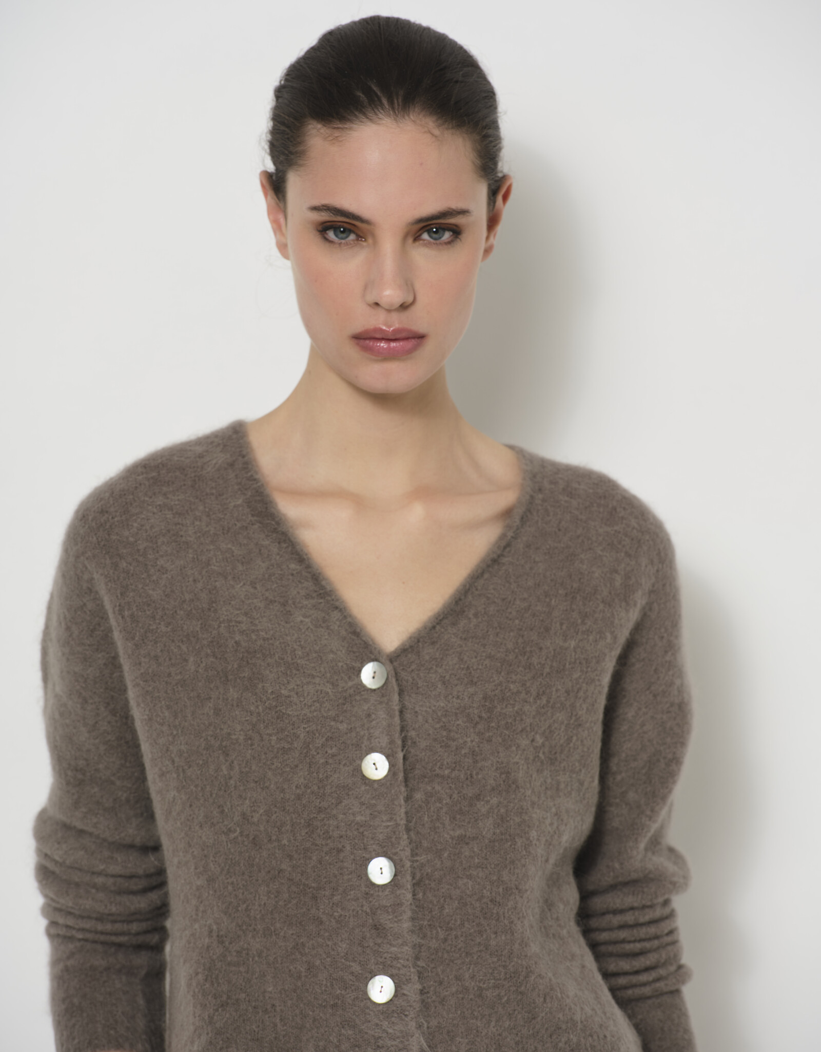 LaSalle V-Neck Vest Cashew
