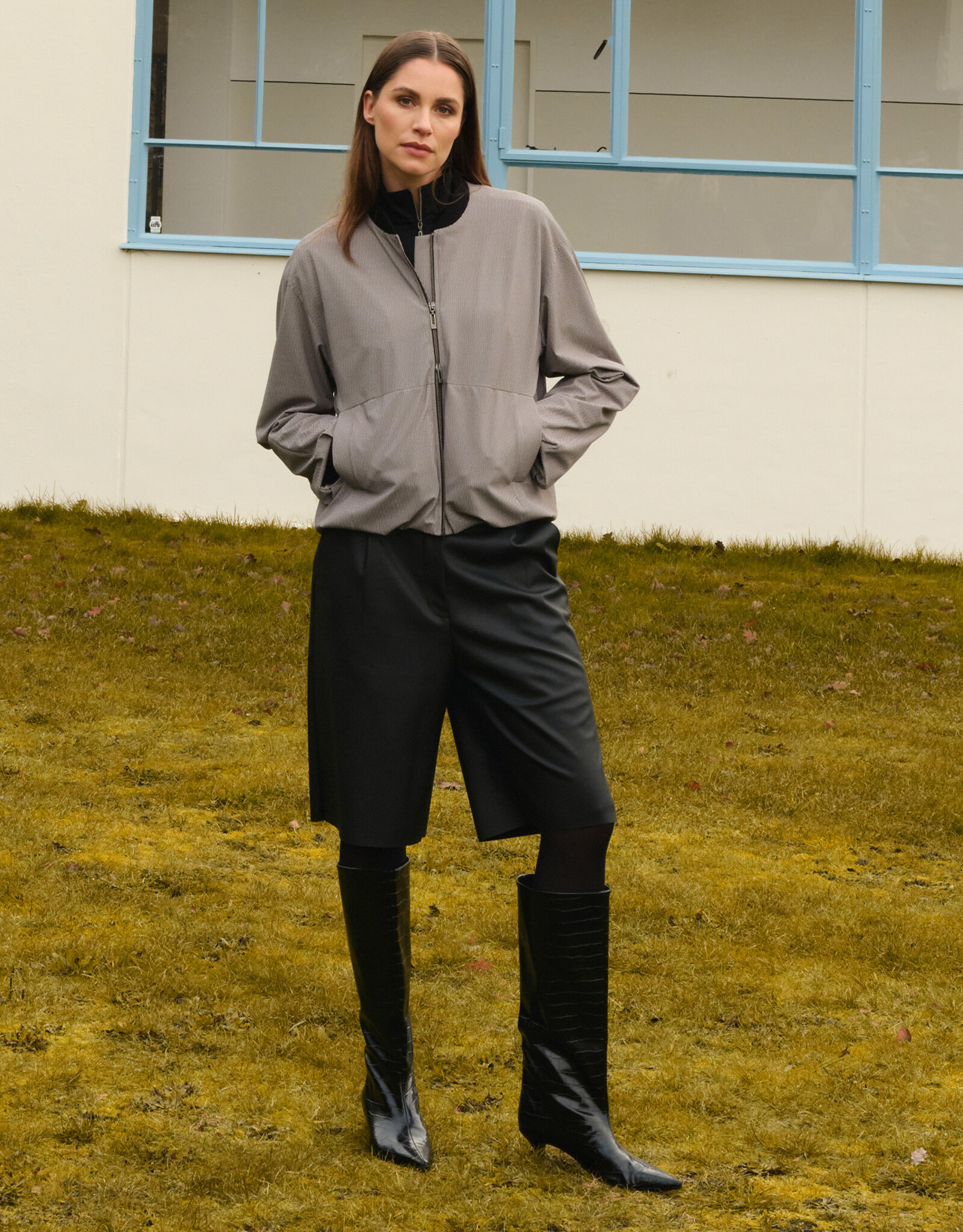 JapanTKY Bomber Jack Ayuna Black Creme