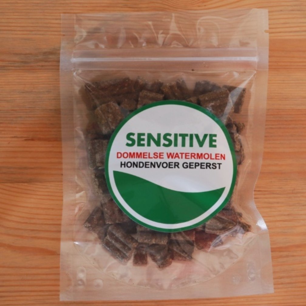 Sensitive geperste hondenbrok