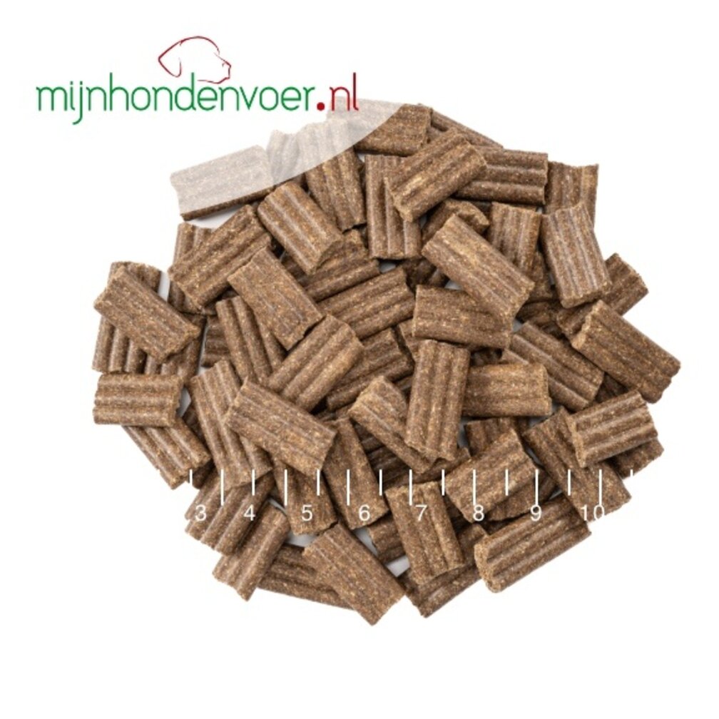 Adult geperste hondenbrok
