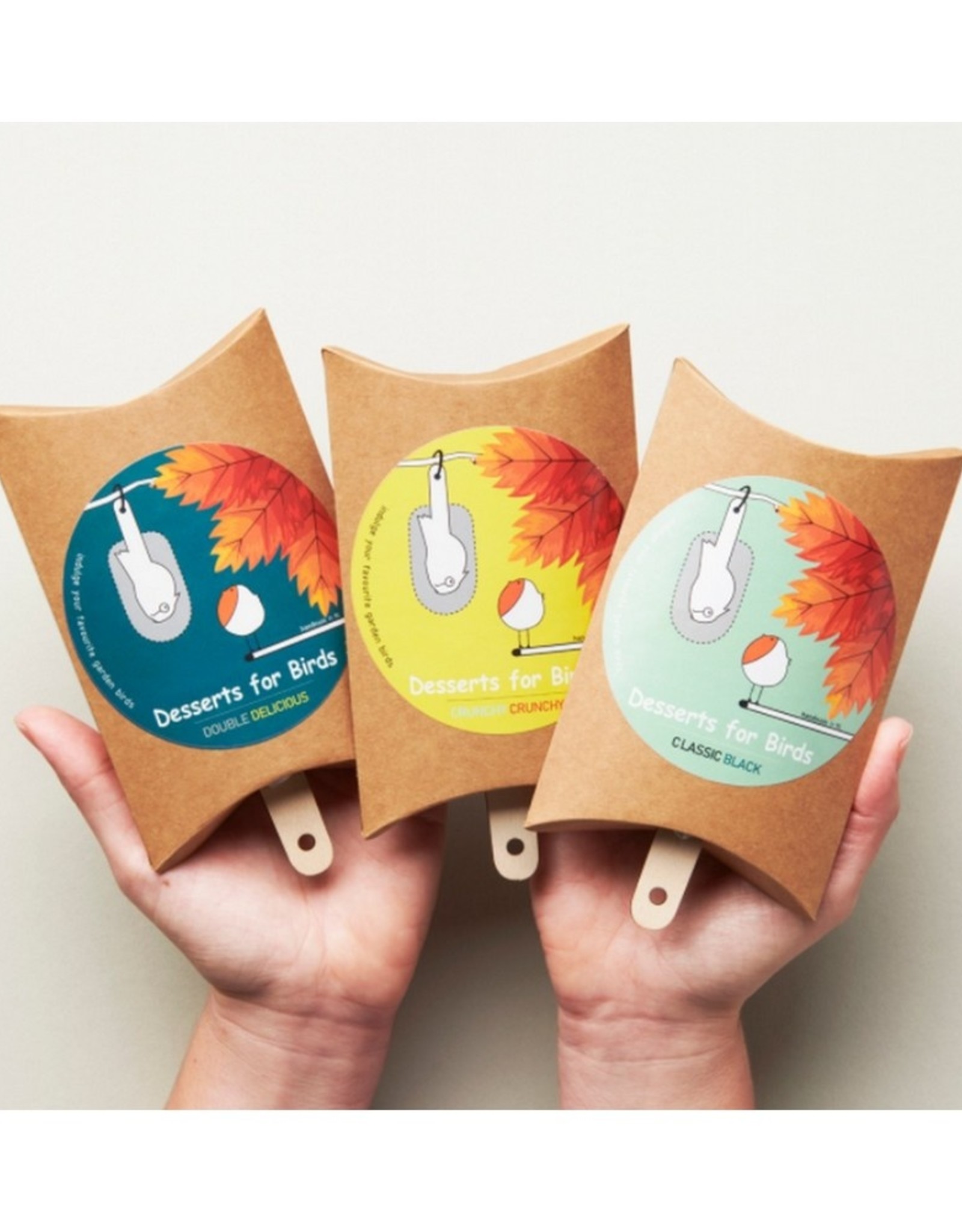 Studio Carmela Bogman Desserts for Birds Crunchy Crunchy