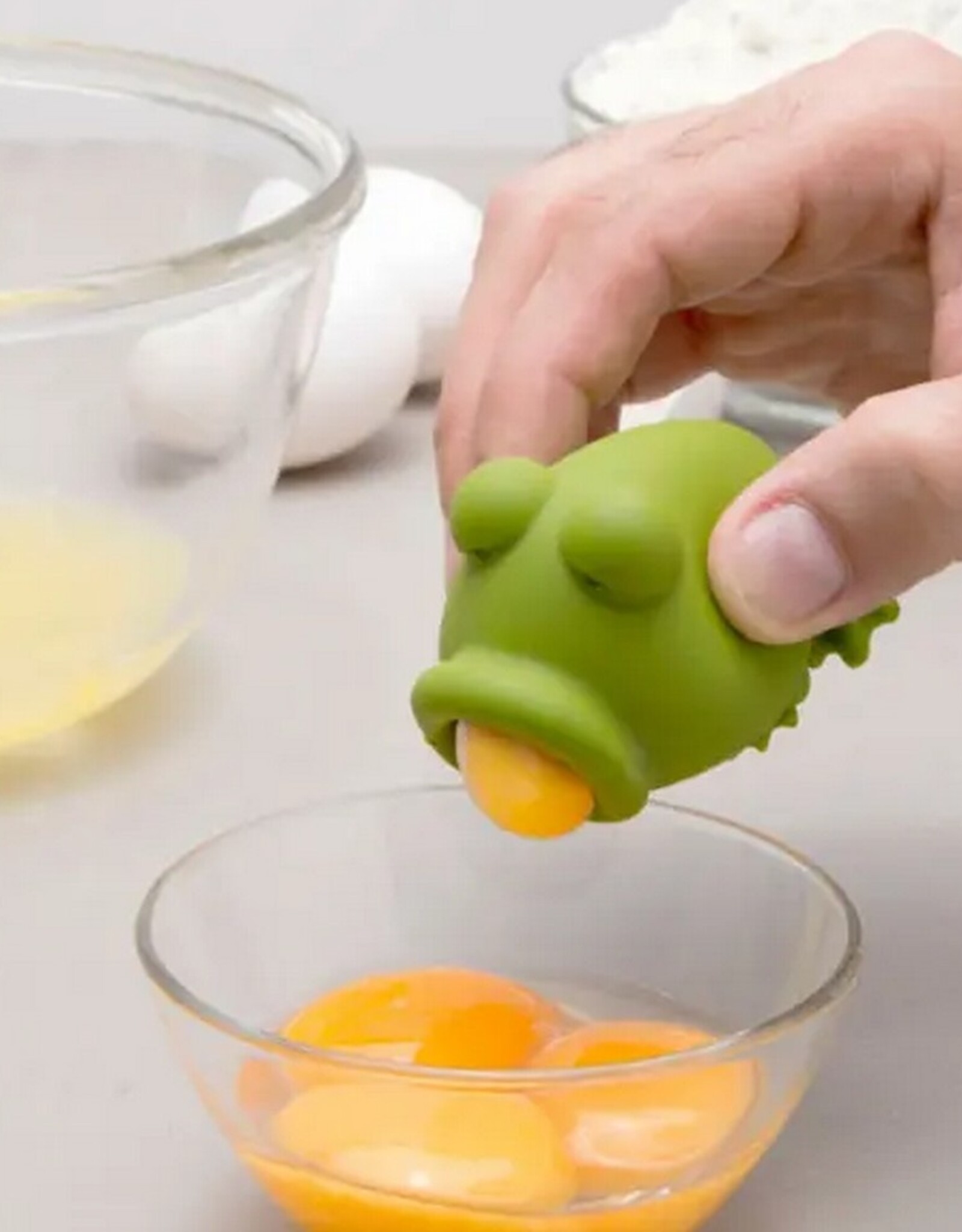 Peleg Design Eischeider Yolk Frog