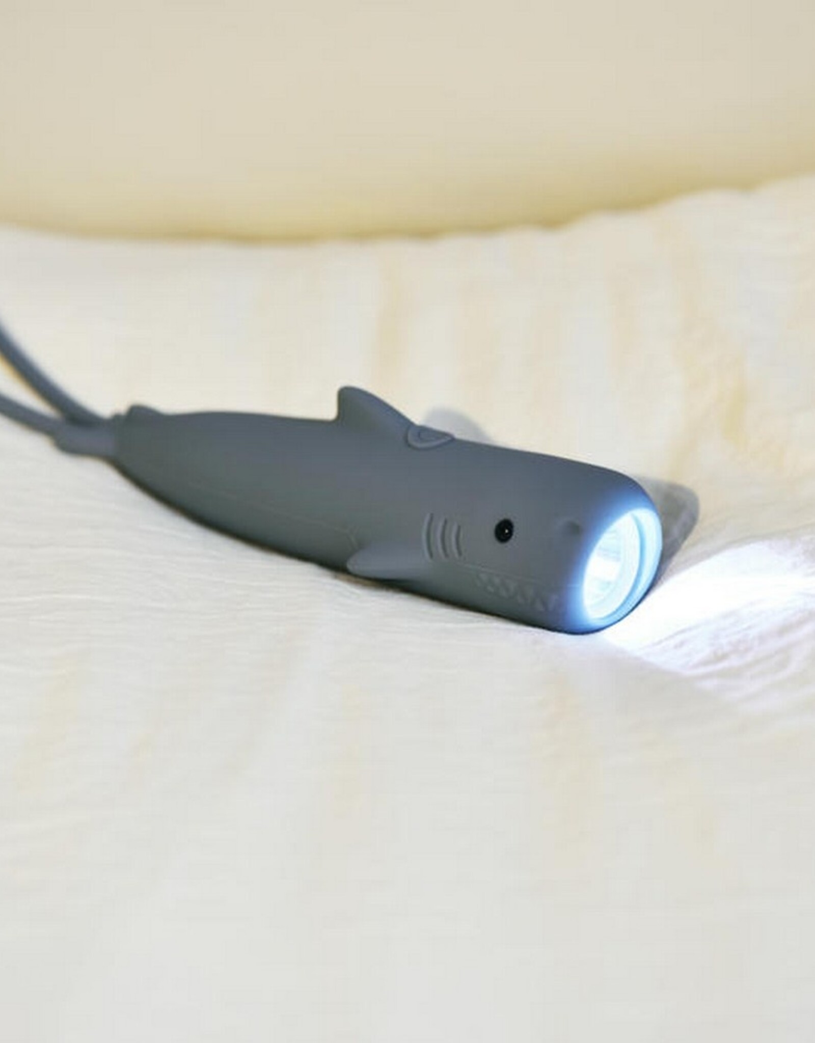 MAGS Vertrieb Flashlight Shark