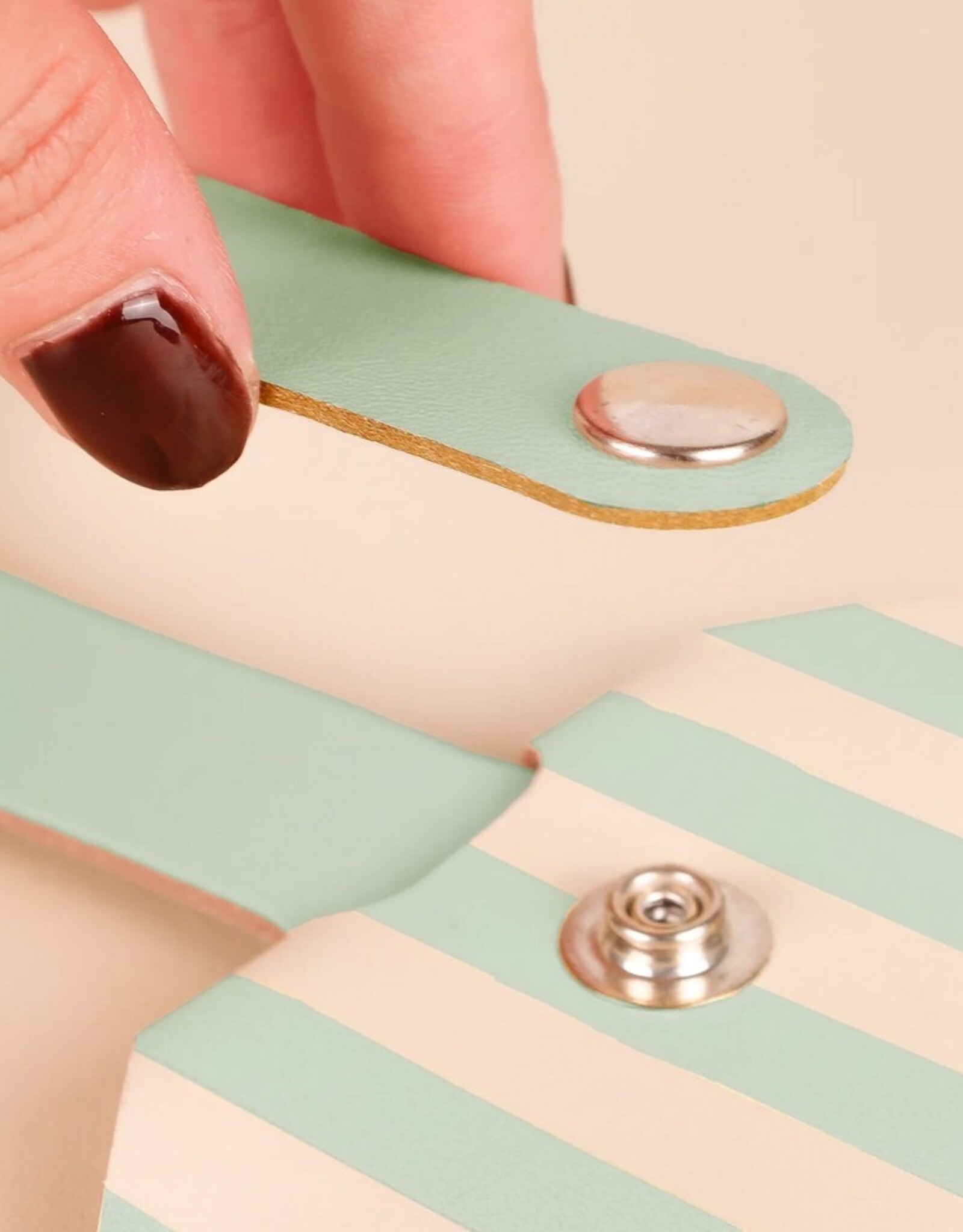 Vacavaliente Kofferlabel Stripes Nile Green