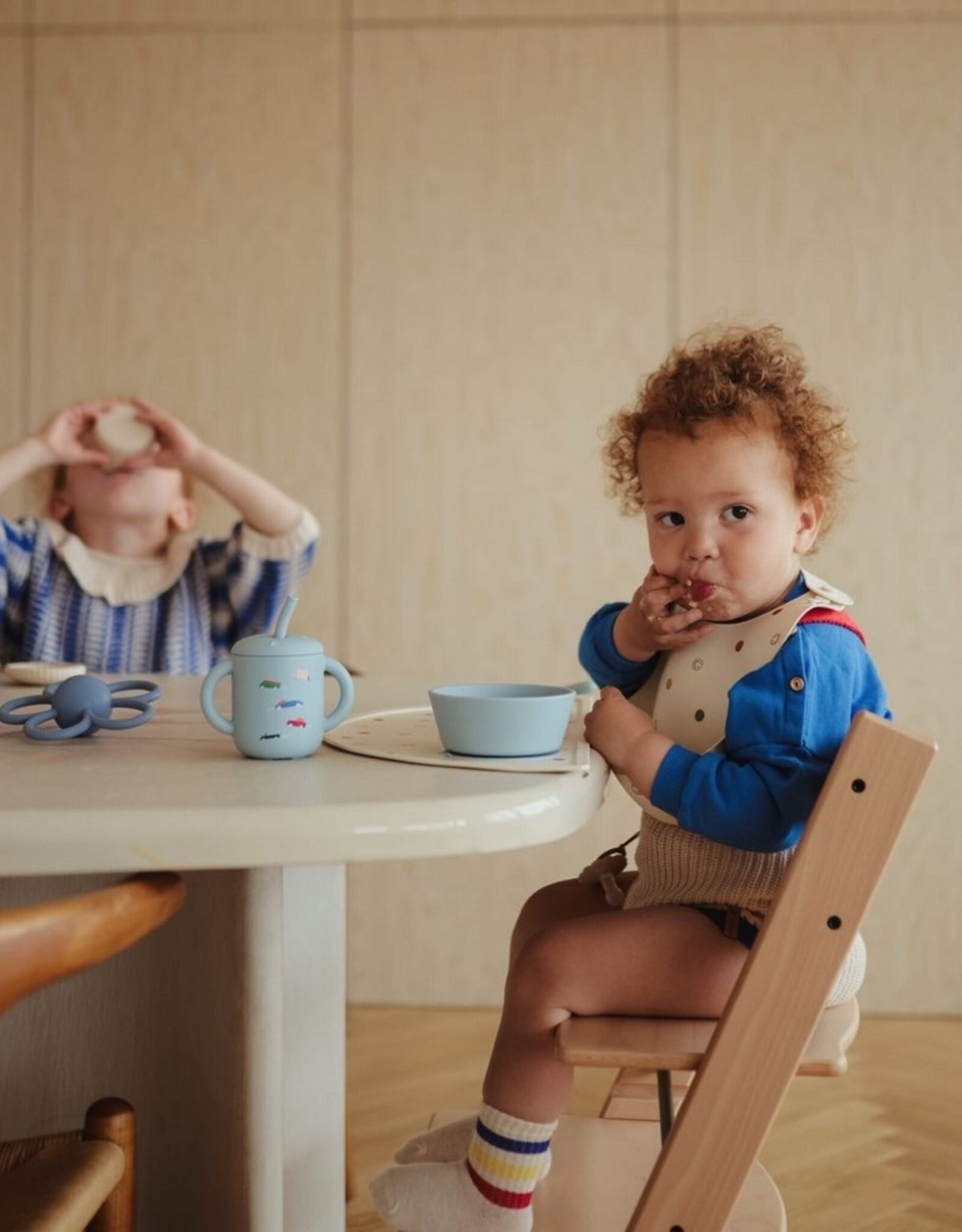 Mushie Drinkbeker met rietje Retro Cars
