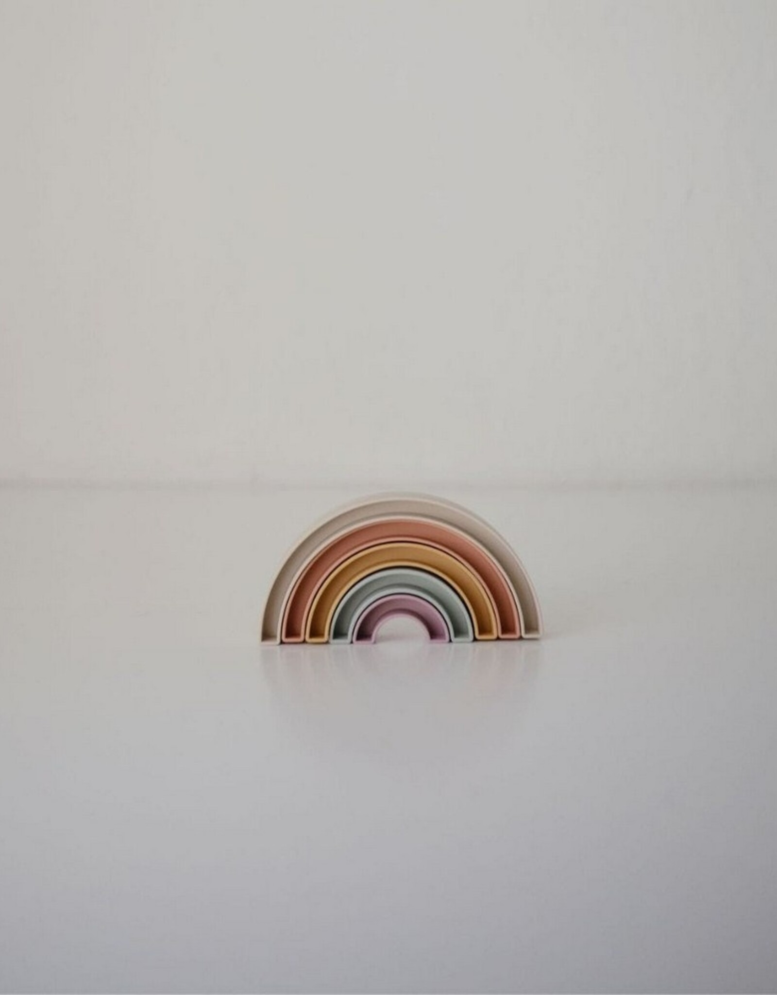 Mushie Stapelspeelgoed Rainbow Tropical