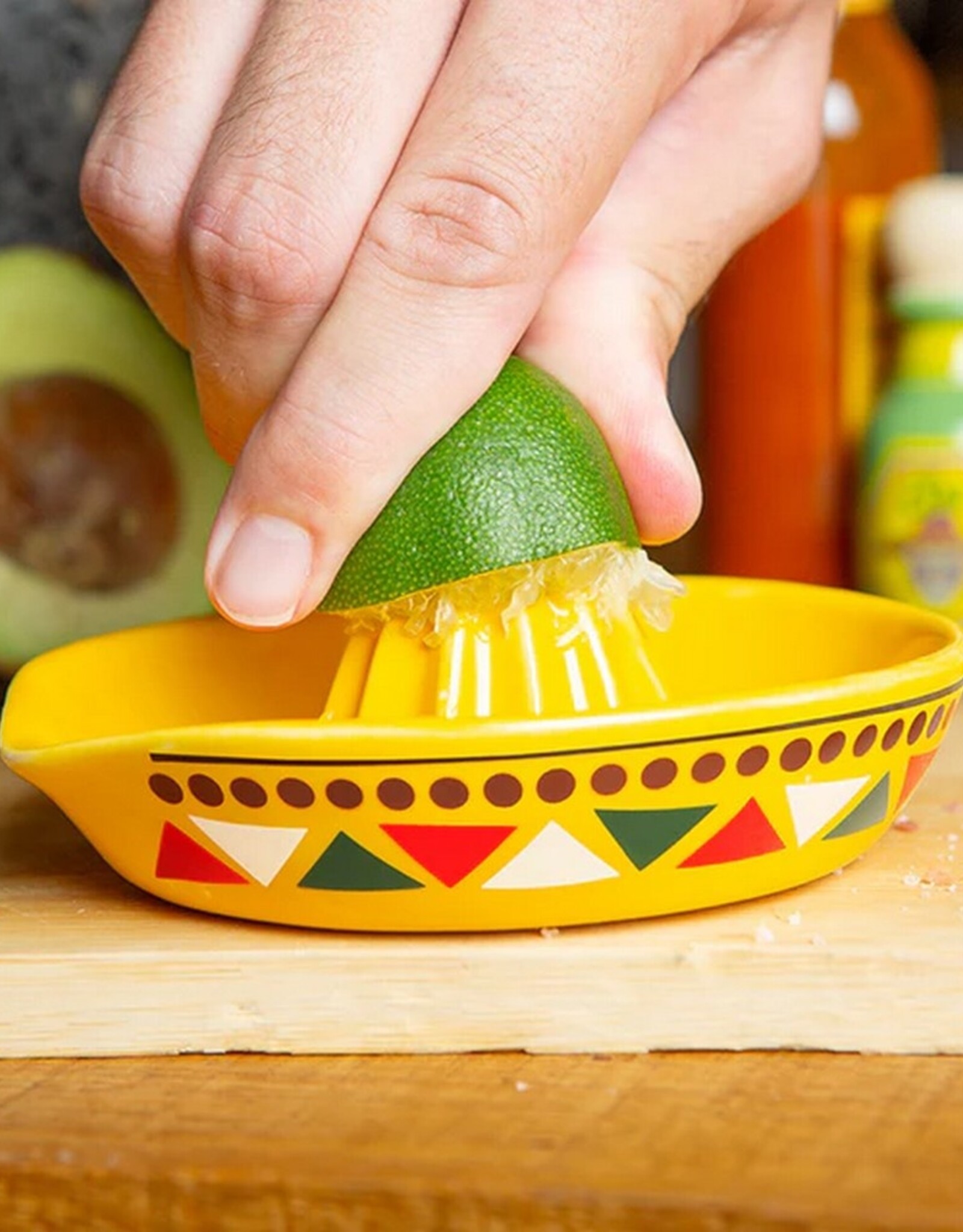 Kikkerland Citrus Squeezer Sombrero